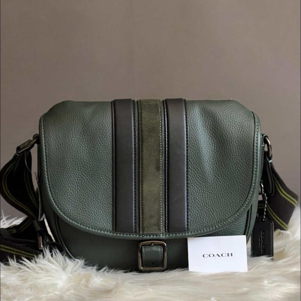 💰SOLD - C5382 - Coach Hitch Crossbody with Varsity Stripe - Picture 1 of 12